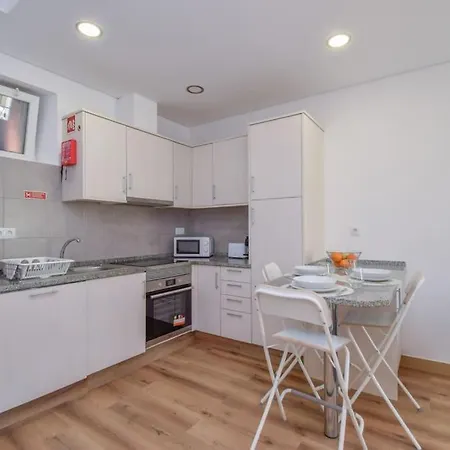 Charmoso Apartamento Com 1 Quarto - 10 Minutos Da Praia Parede Exterior photo